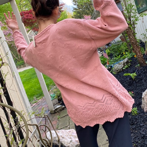 Van Heusen for Her vintage pink sweater - Picture 5 of 7
